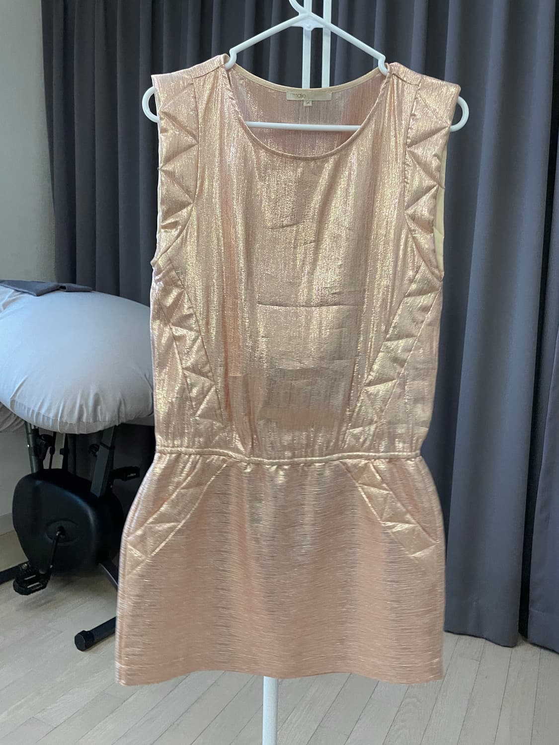 [1회착용] maje Paris 메탈릭 로즈골드 원피스 상품이미지3
