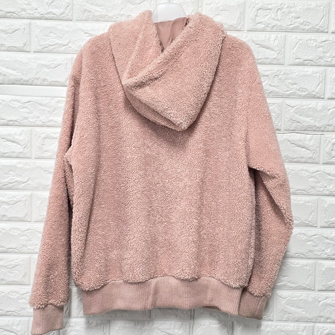 택포// 게스 핑크 뽀글이 후드 후리스 S-M 상품이미지4