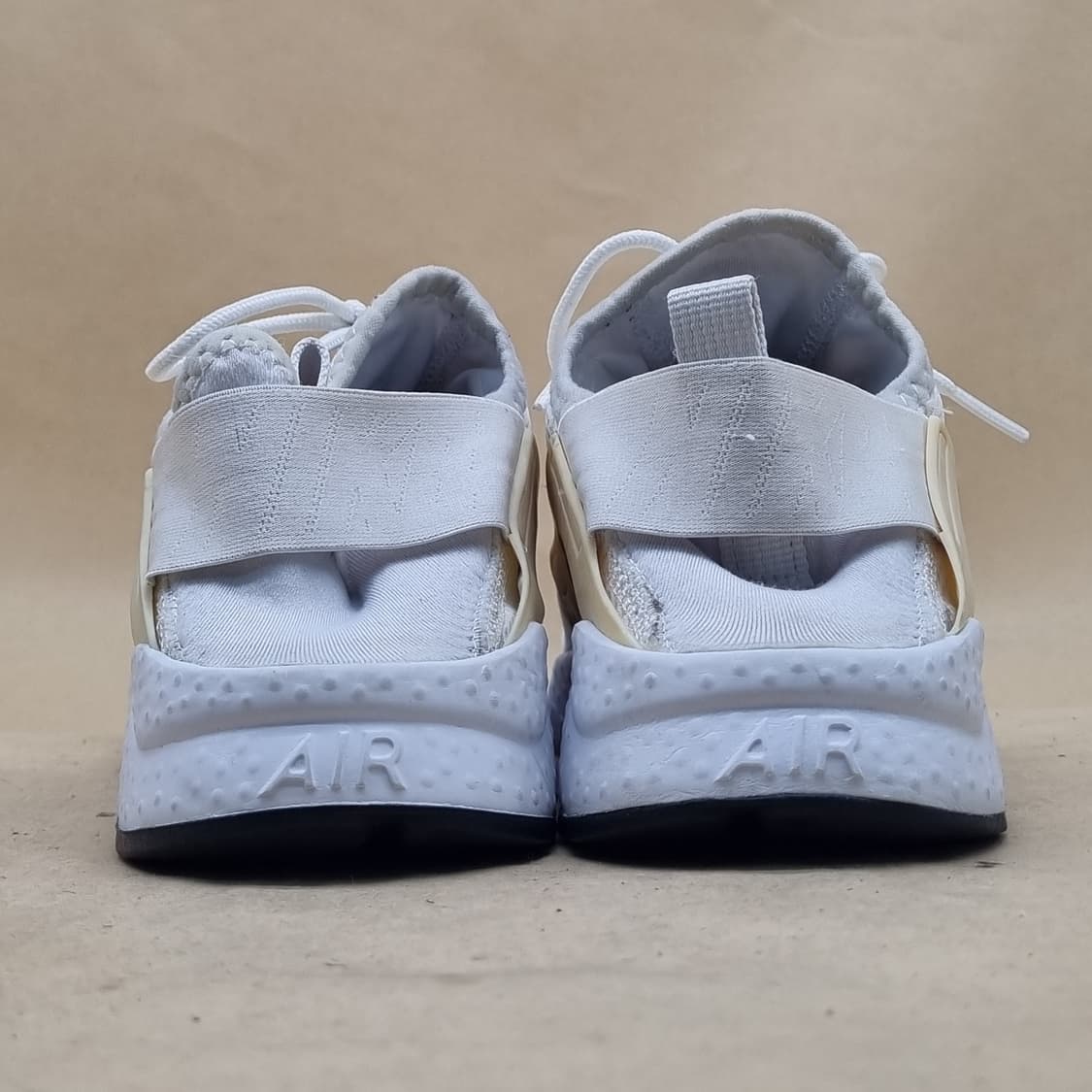 나이키 에어허라취런 여성운동화 240 상품이미지4