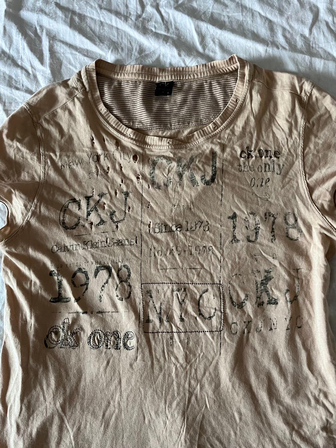 Calvin Klein Vintage Graphic T-Shirt 상품이미지5