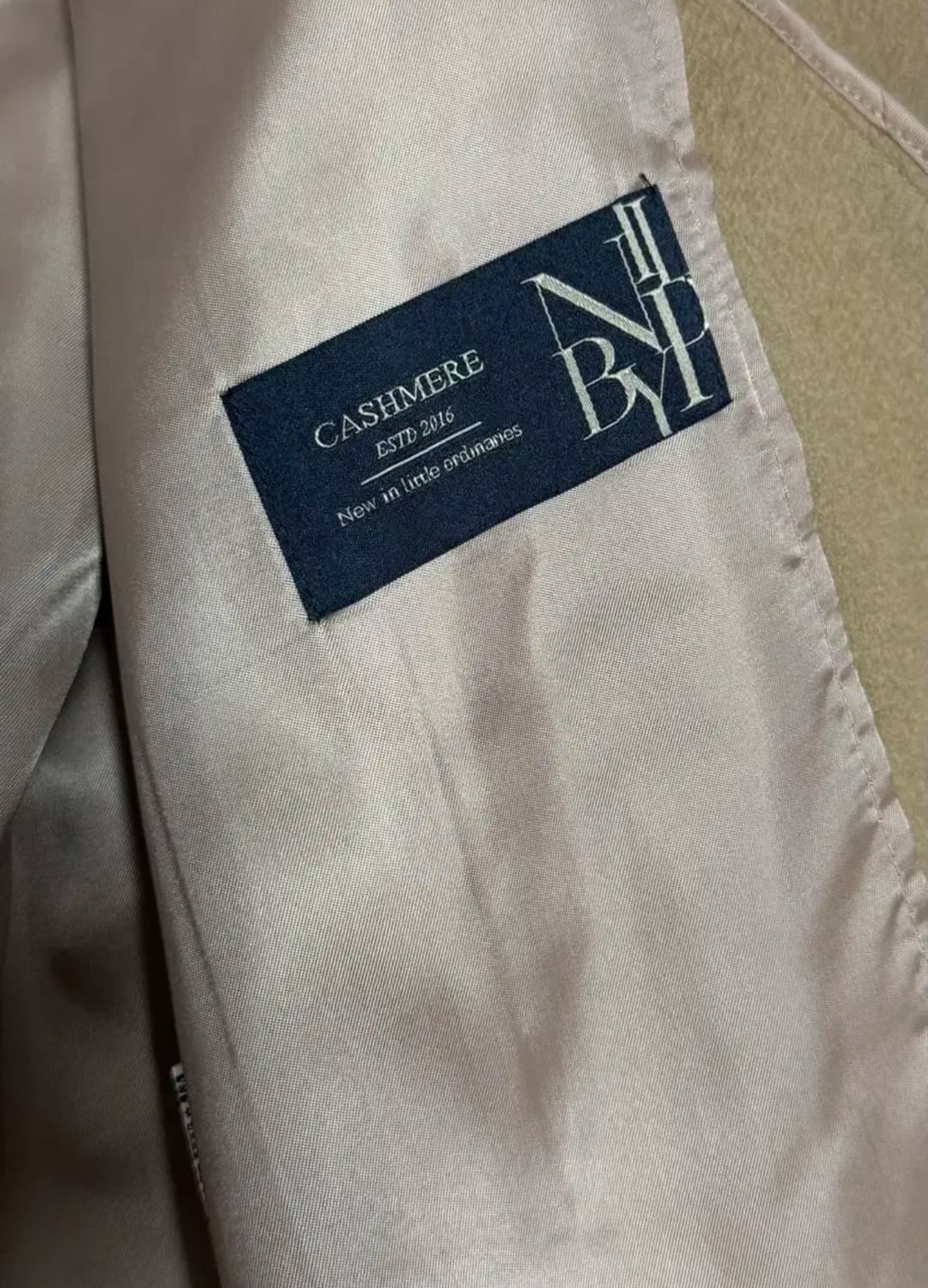 닐바이피 핸드메이드 코트 (새상품) 상품이미지5