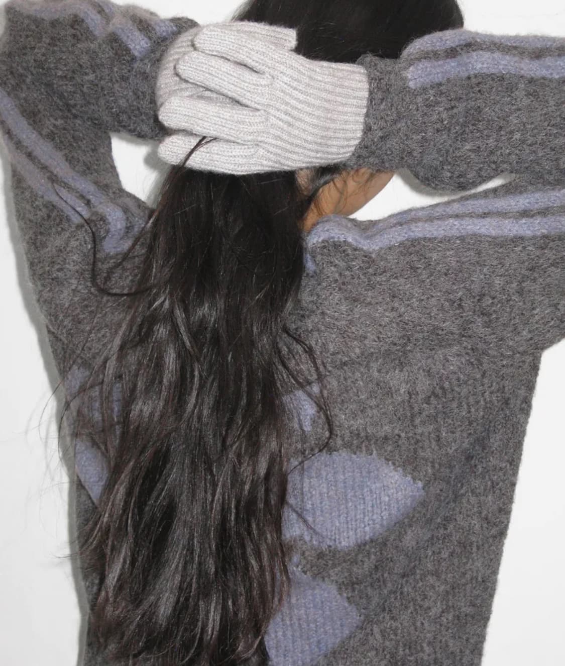 파르티멘토 우먼 니트 릴리 부클 니트 스웨터_차콜 상품이미지1