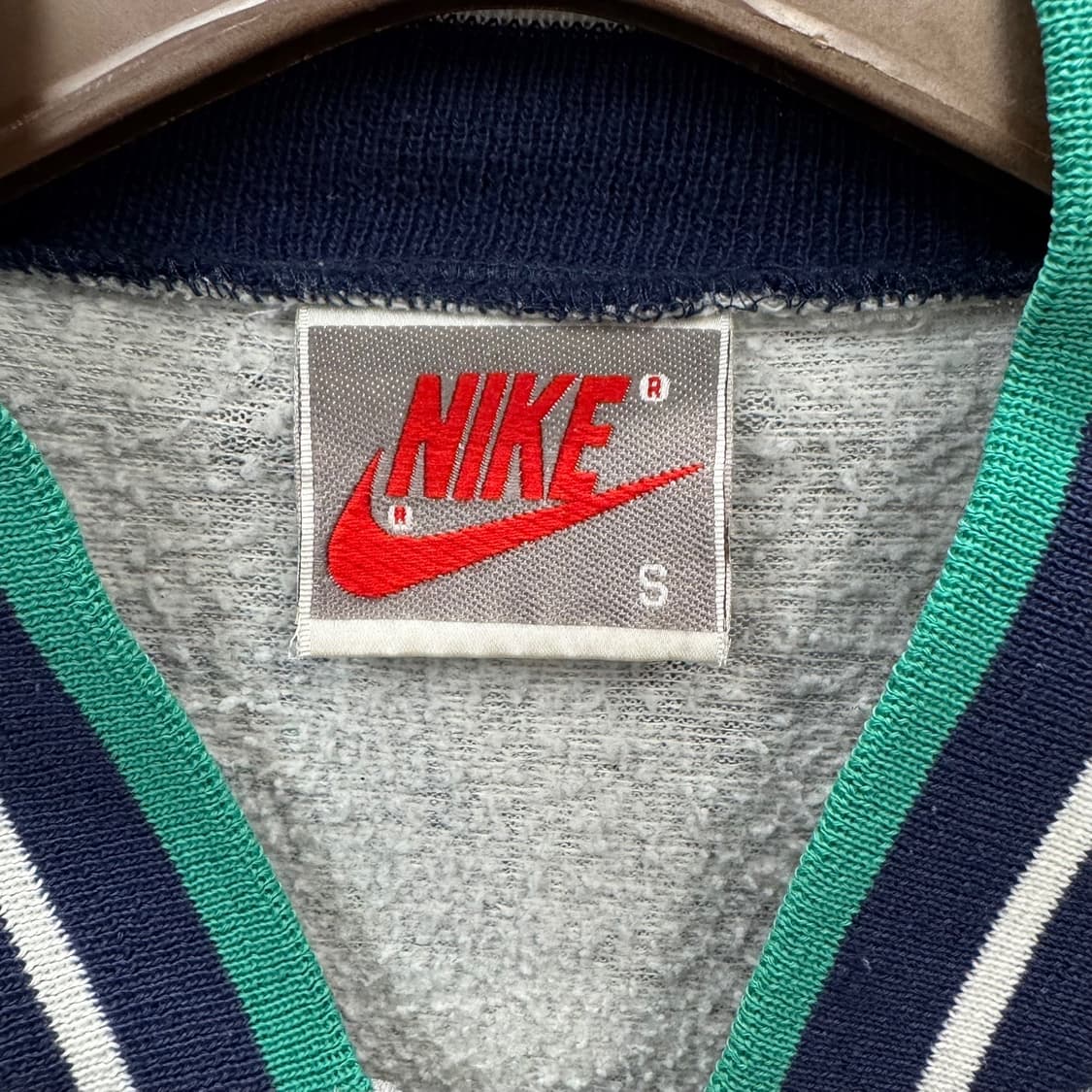 90s 나이키 바시티 후드 집업 럭비 클럽 빅로고 디테일 그레이 상품이미지6