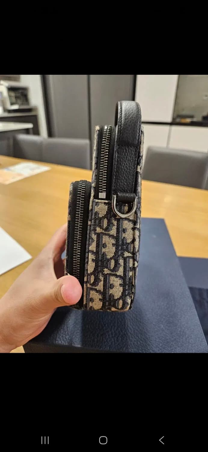 디올 오블리크 마이크로 폰 파우치 크로스백 상품이미지7