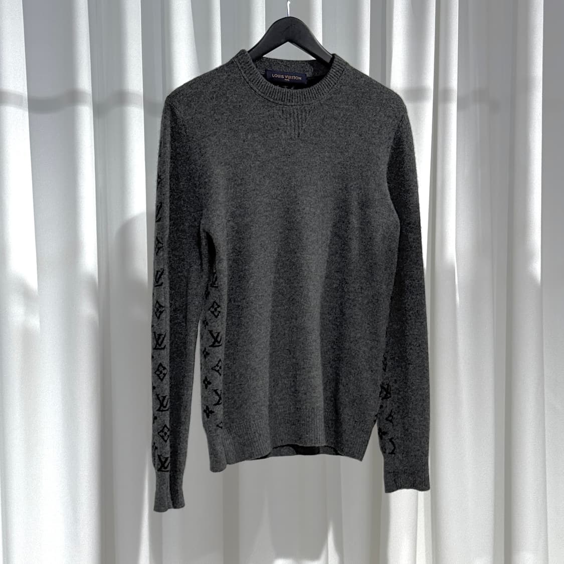 루이비통 하프앤하프 니트  상품이미지2