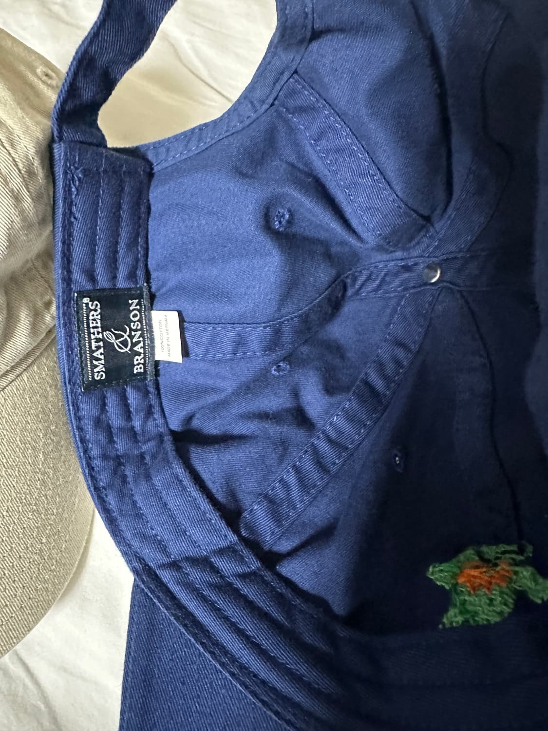 스매더스앤브랜슨 댄싱베어 니들포인트 모자 네이비 상품이미지3