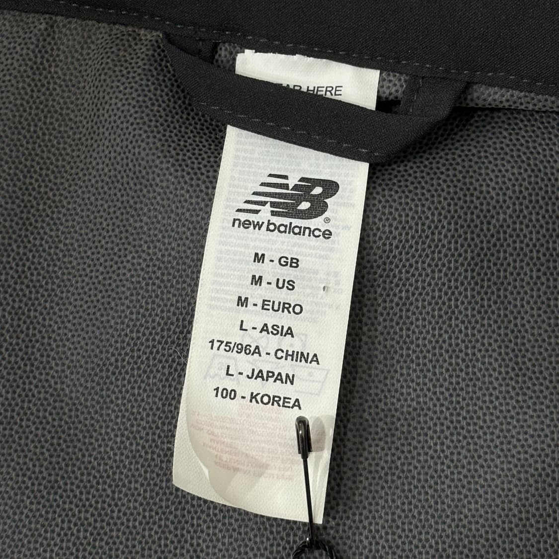 뉴발란스 리버풀 바람막이 자켓 상품이미지3