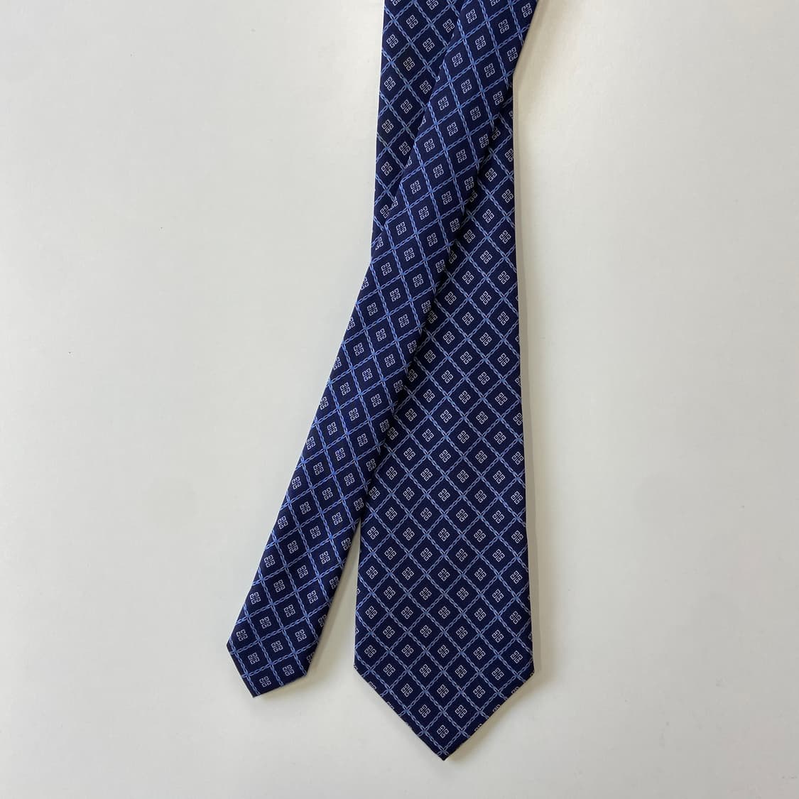 지방시 신형라벨 모노그램 정품 명품넥타이 (GIVENCHY) 상품이미지1