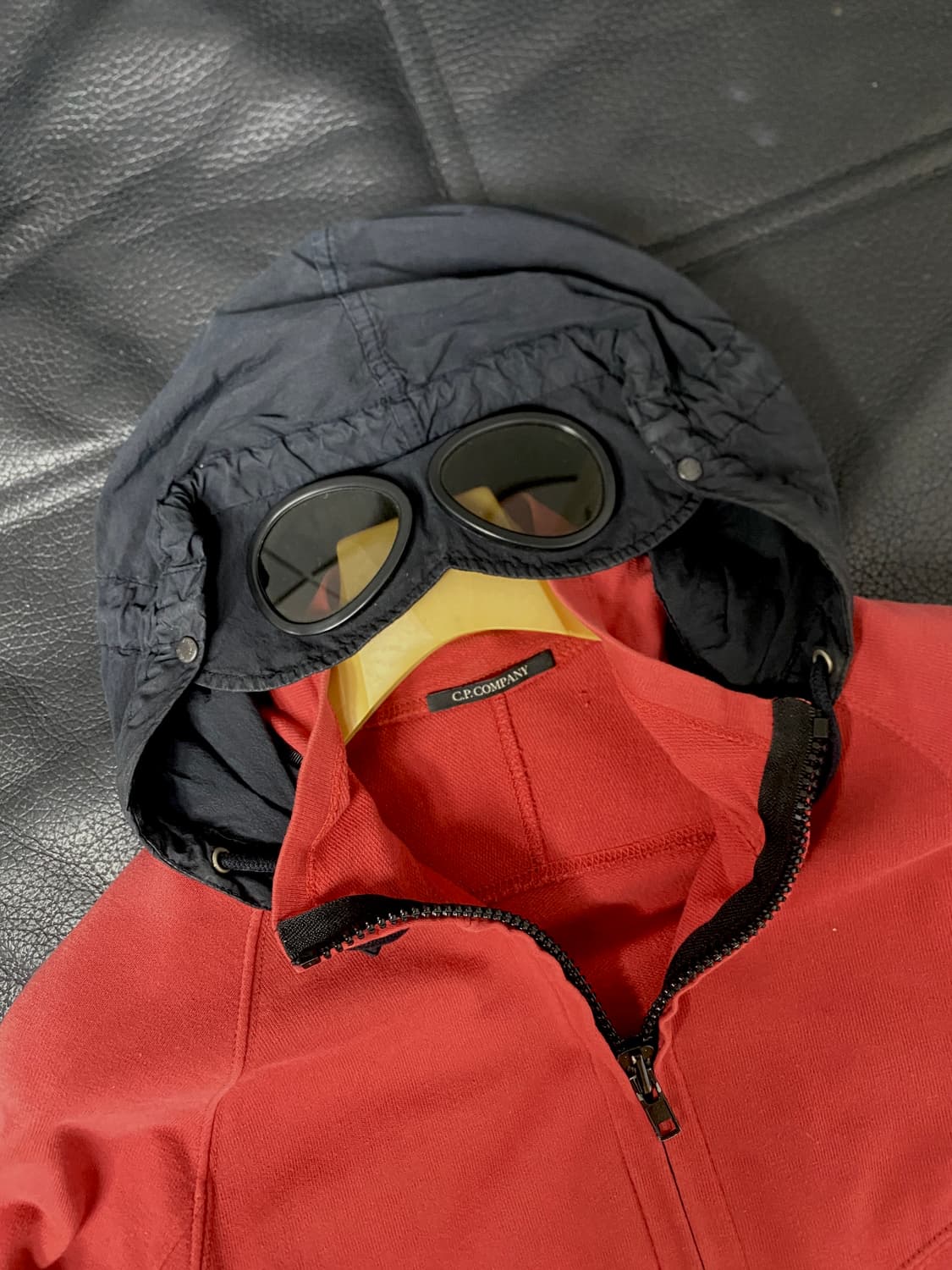cp컴퍼니 고글 후드 집업 레드 105사이즈 상품이미지6