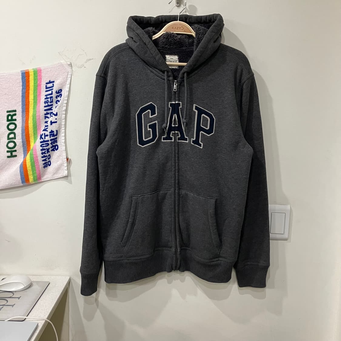 20 갭 보아털 후드집업 상품이미지1