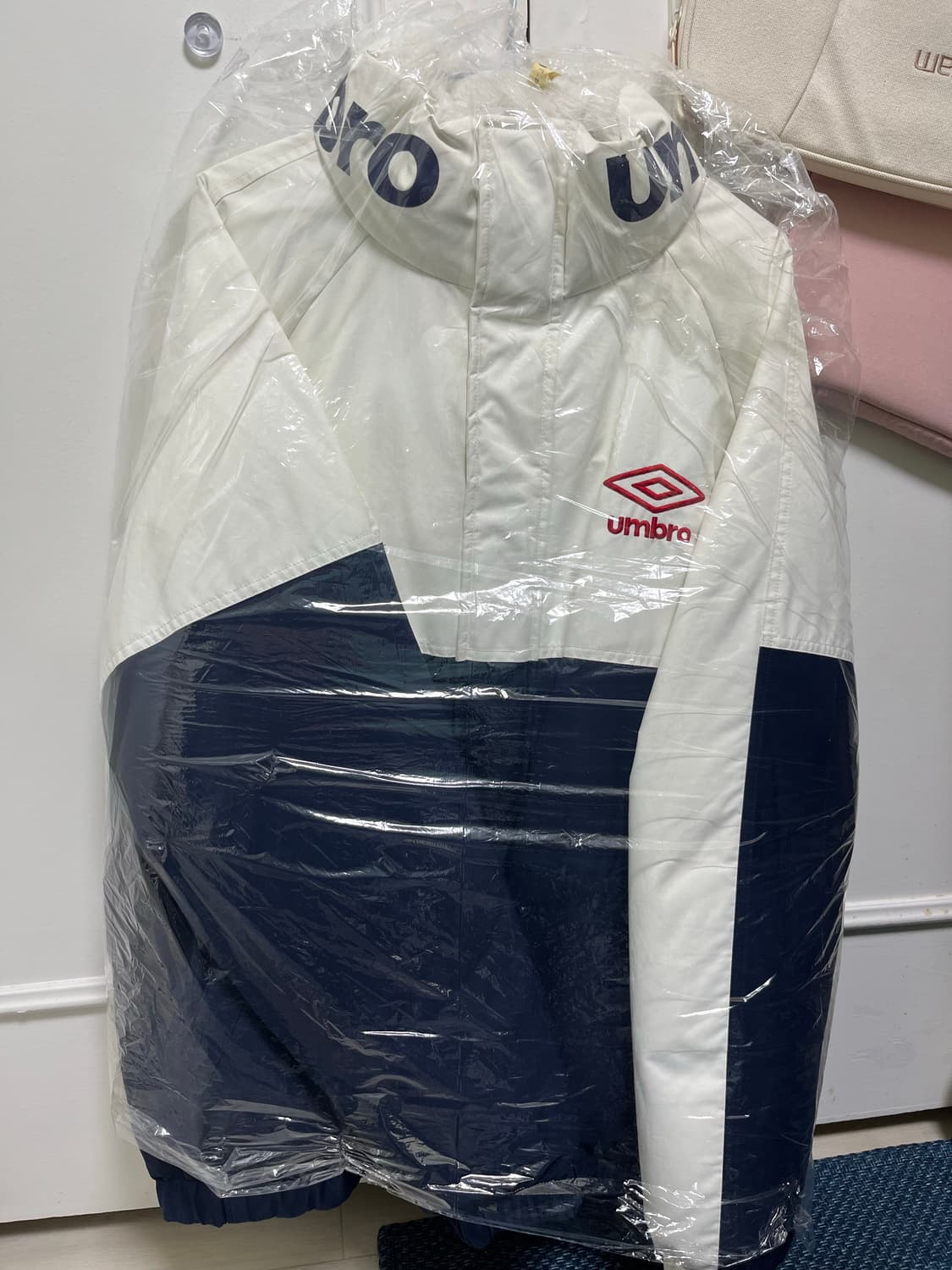 엄브로 패딩 상품이미지1