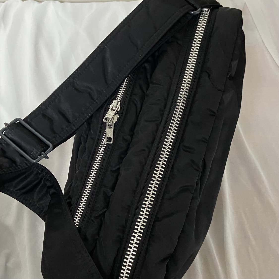 미품)PORTER 포터 탱커 숄더백 XL 블랙 상품이미지3