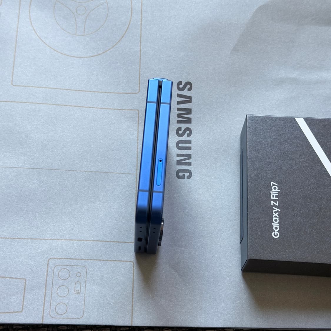 삼성 갤럭시 Z플립7 256GB 풀박스 상품이미지6