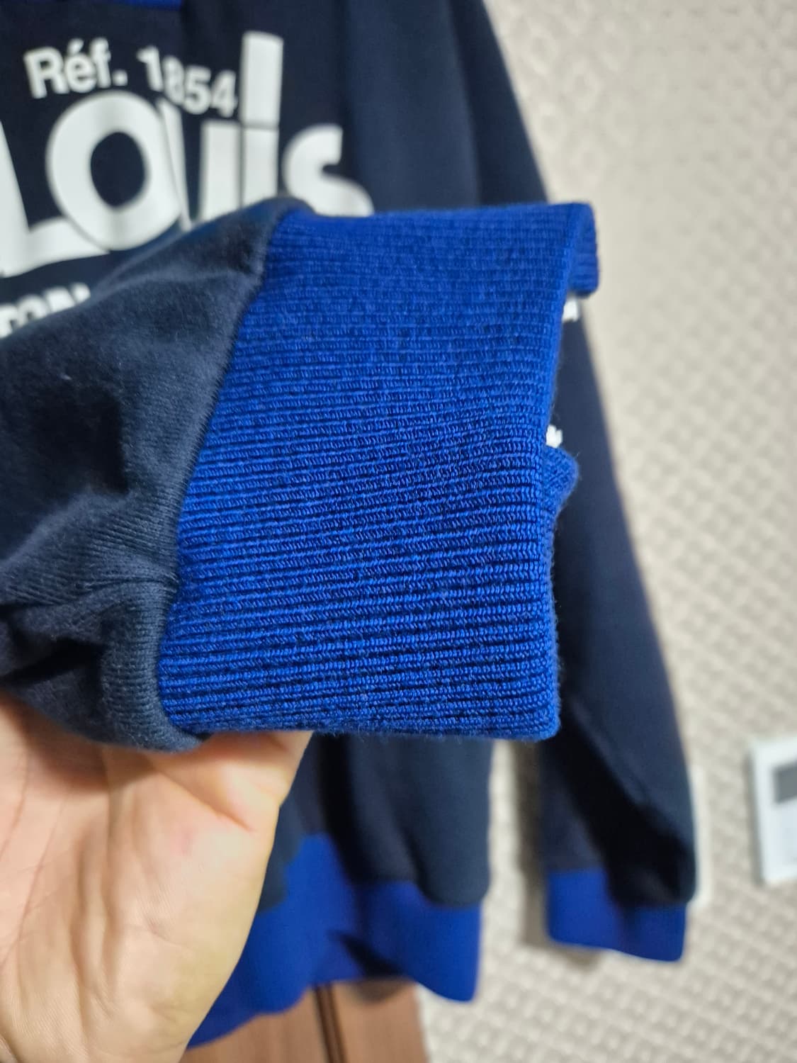 루이비통 멀티지퍼 맨투맨xl 상품이미지3