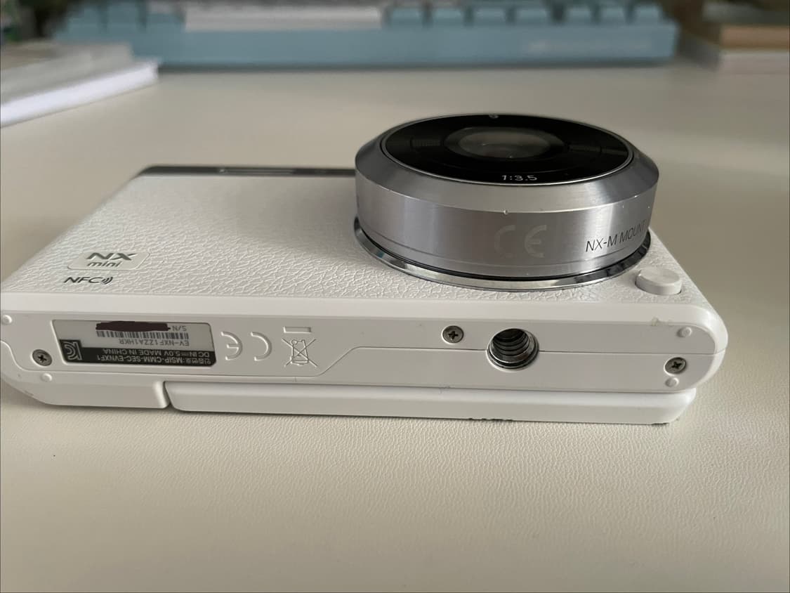 (작례 O) 삼성 nx mini 미러리스 카메라 화이트 상품이미지2