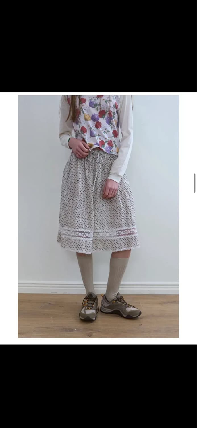 노컨텐츠 326. Garden Midi SK _ Ivory 상품이미지1