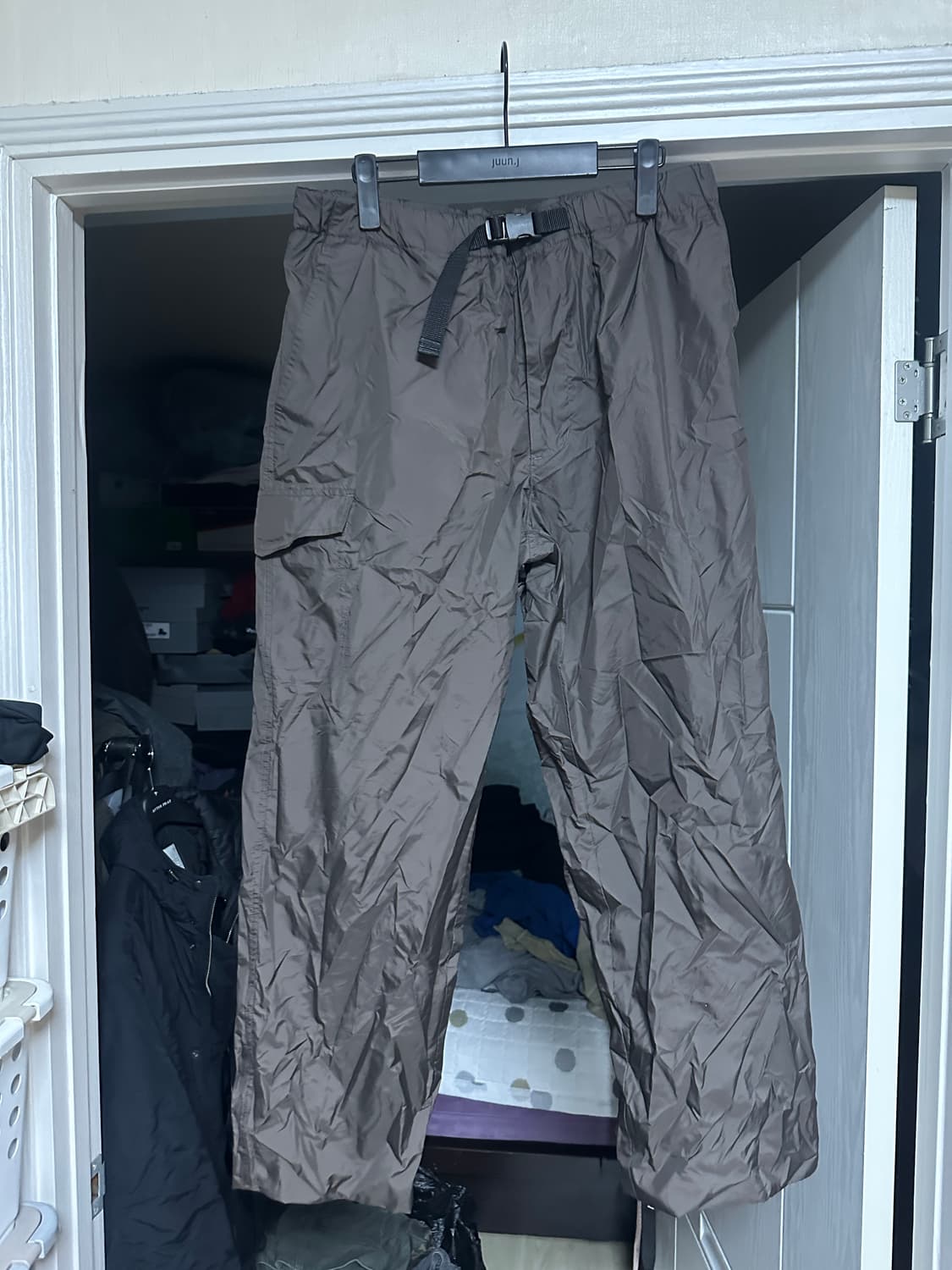 [L] 구형 유니클로 벨티드 나일론 팬츠 상품이미지1