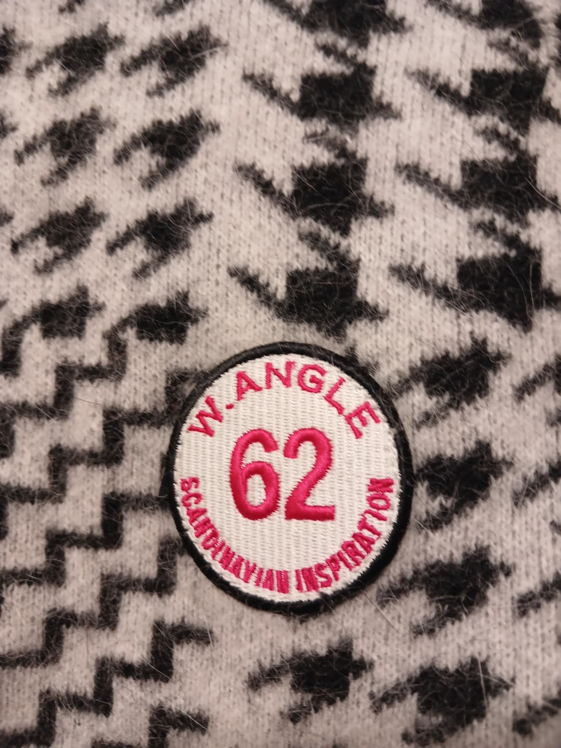 와이드앵글 정품 여성 모 + 앙고라 소재 니트 95 사이즈 상품이미지3