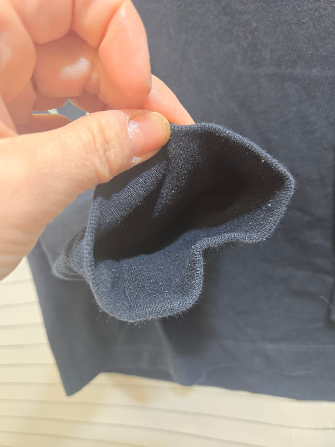 오프화이트 블랙 롱슬리브(매장판 상품이미지5