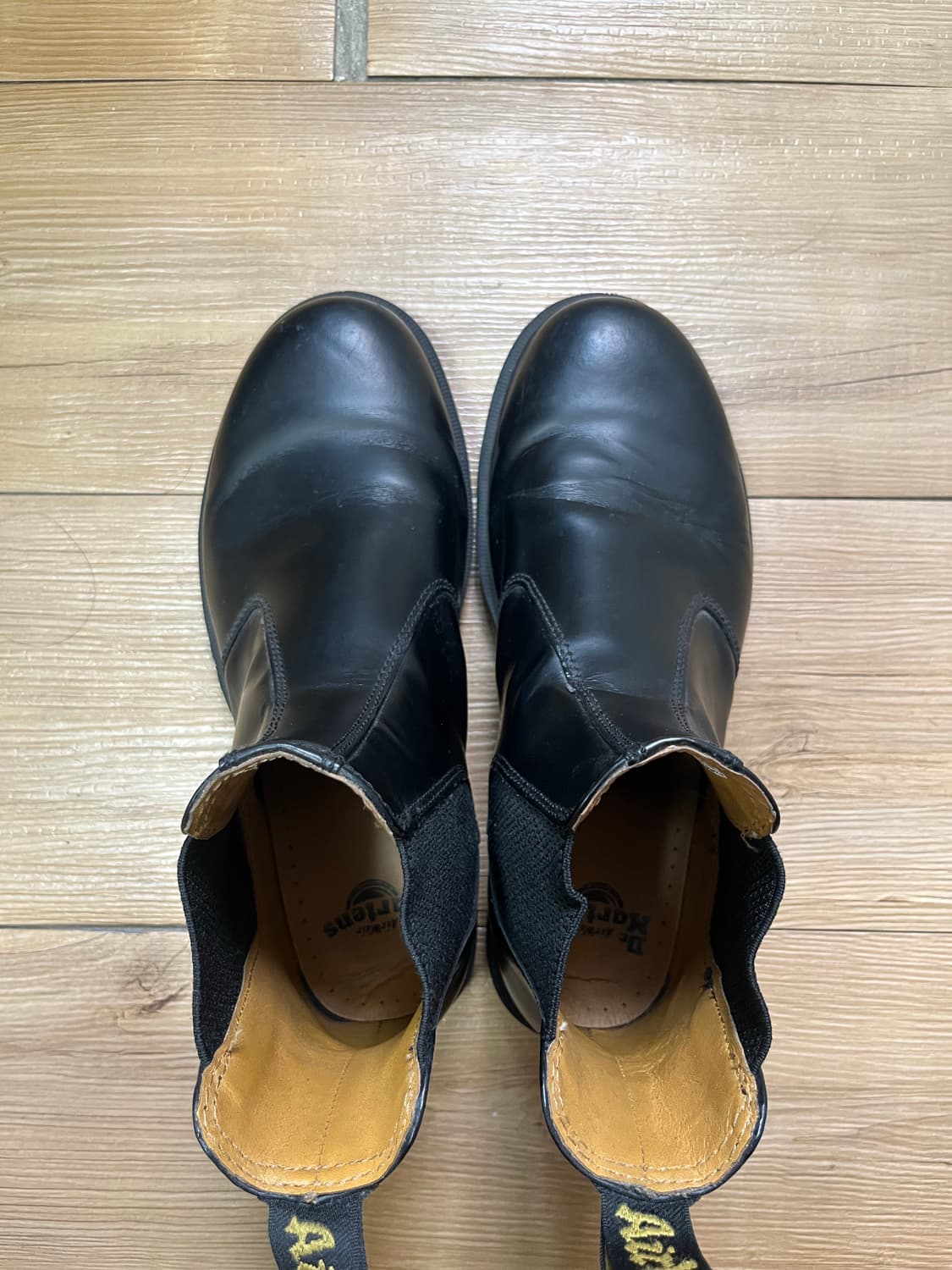 닥터마틴 첼시부츠 상품이미지1