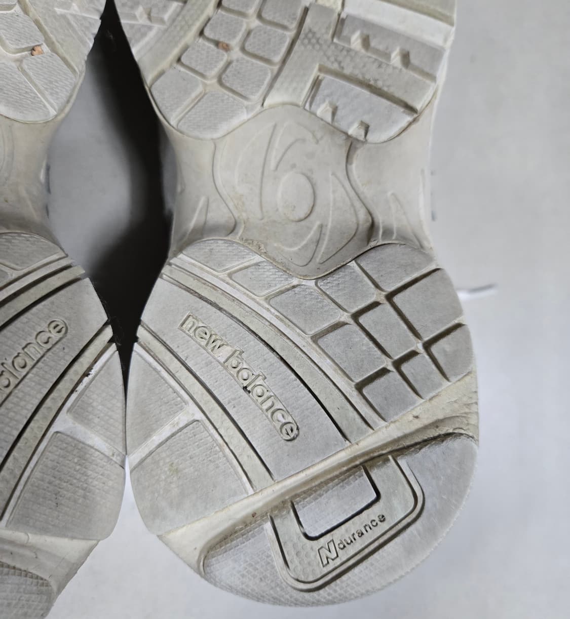 뉴발란스 725 그레이 런닝화 운동화 워킹화 250mm 상품이미지9