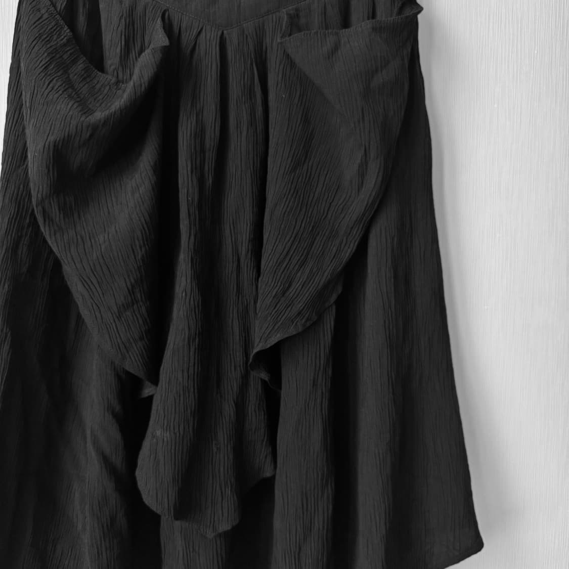 아카이브 드레이프 레이어드 셔링 견장 스터드디테일 롱스커트 치마 락시크 상품이미지2