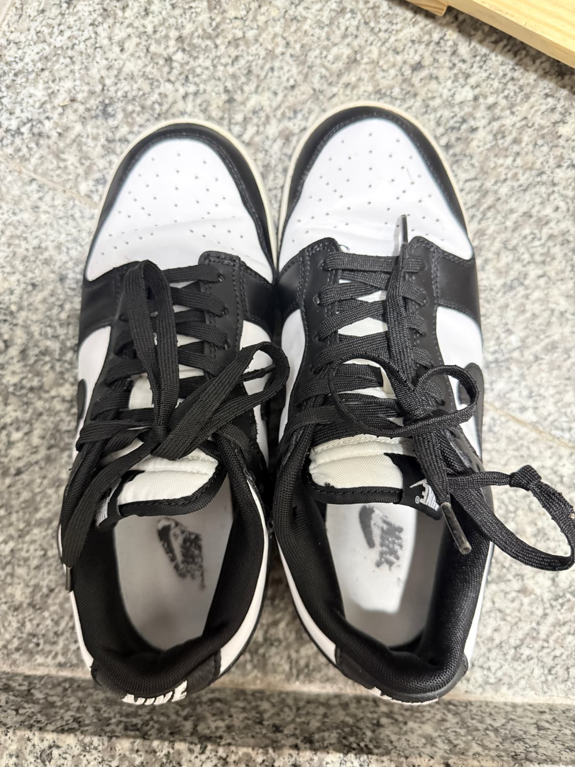 나이키 덩크 로우 레트로 블랙 상품이미지2