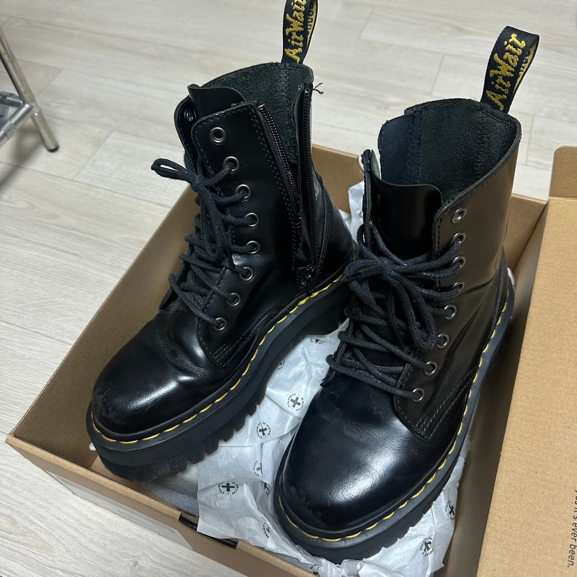 닥터마틴 제이든 230 상품이미지1