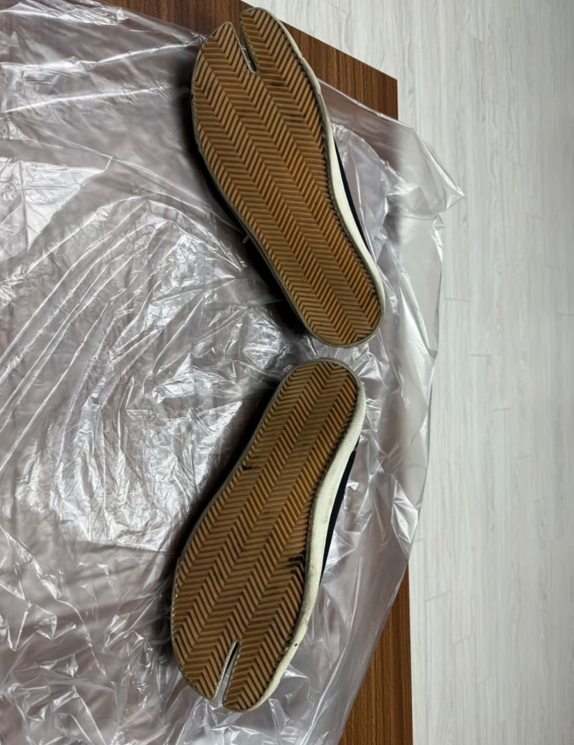 메종 마르지엘라 패인트 타비 스니커즈 41 상품이미지3