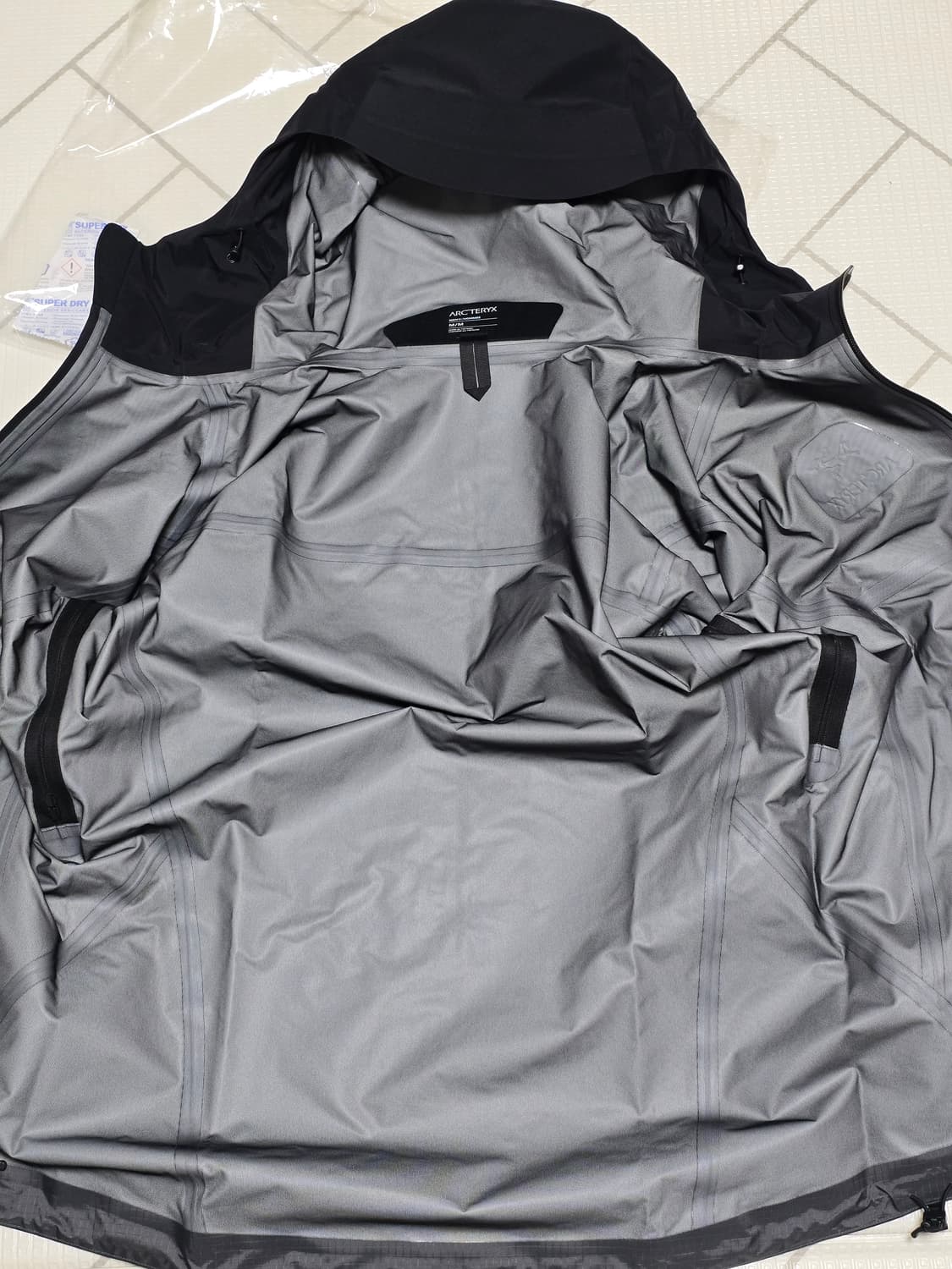 아크테릭스 베타 LT 블랙 M사이즈 상품이미지3