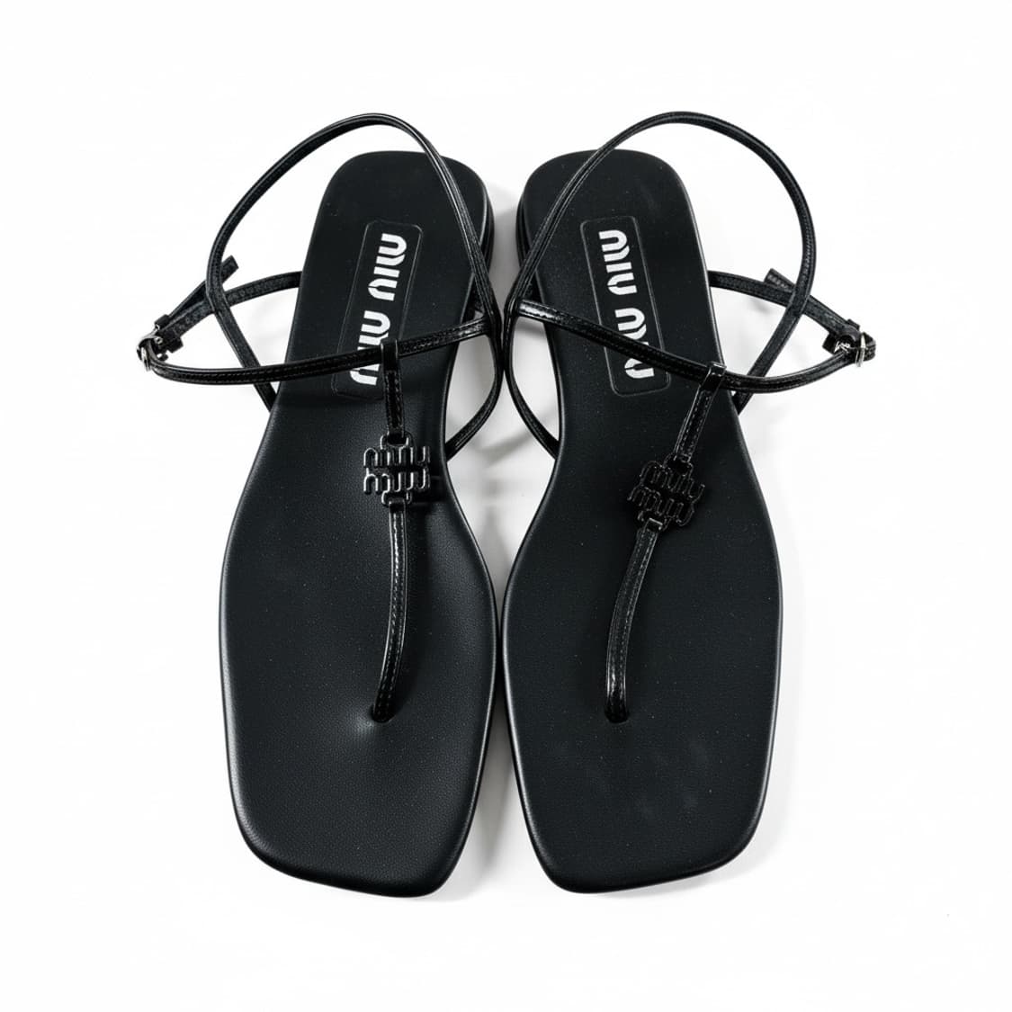 미우미우 로고 플라크 가죽 플랫 샌들 36 (한국사이즈230) 상품이미지1