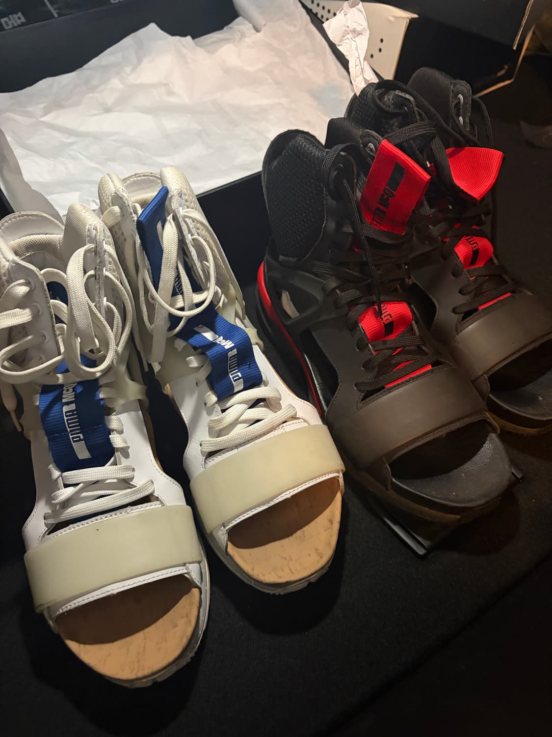 퓨마 알렉산더 맥퀸 테크 러너 샌들 270 상품이미지1
