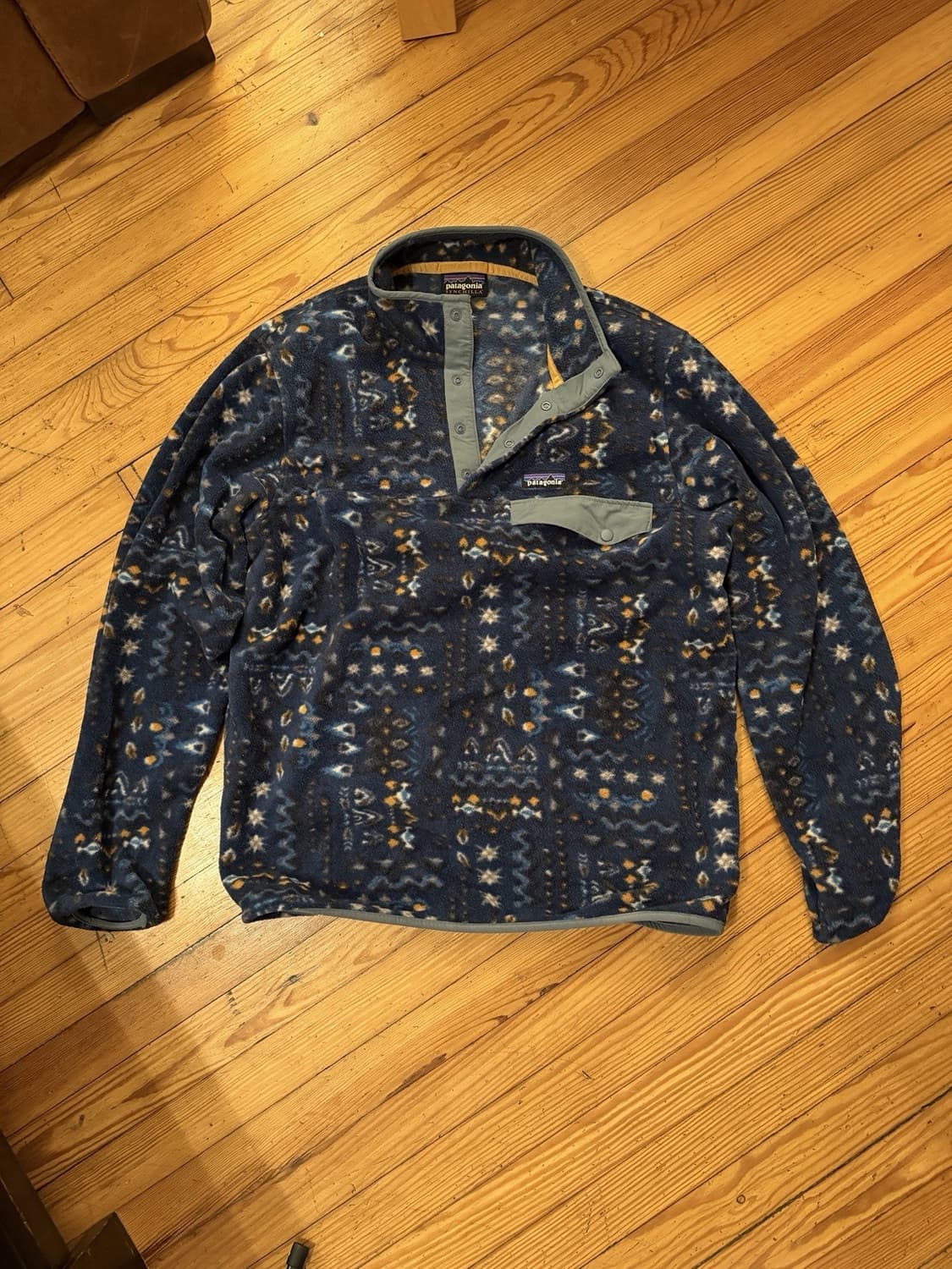 20s 파타고니아 신칠라 스냅-T 네이비/패턴 상품이미지3