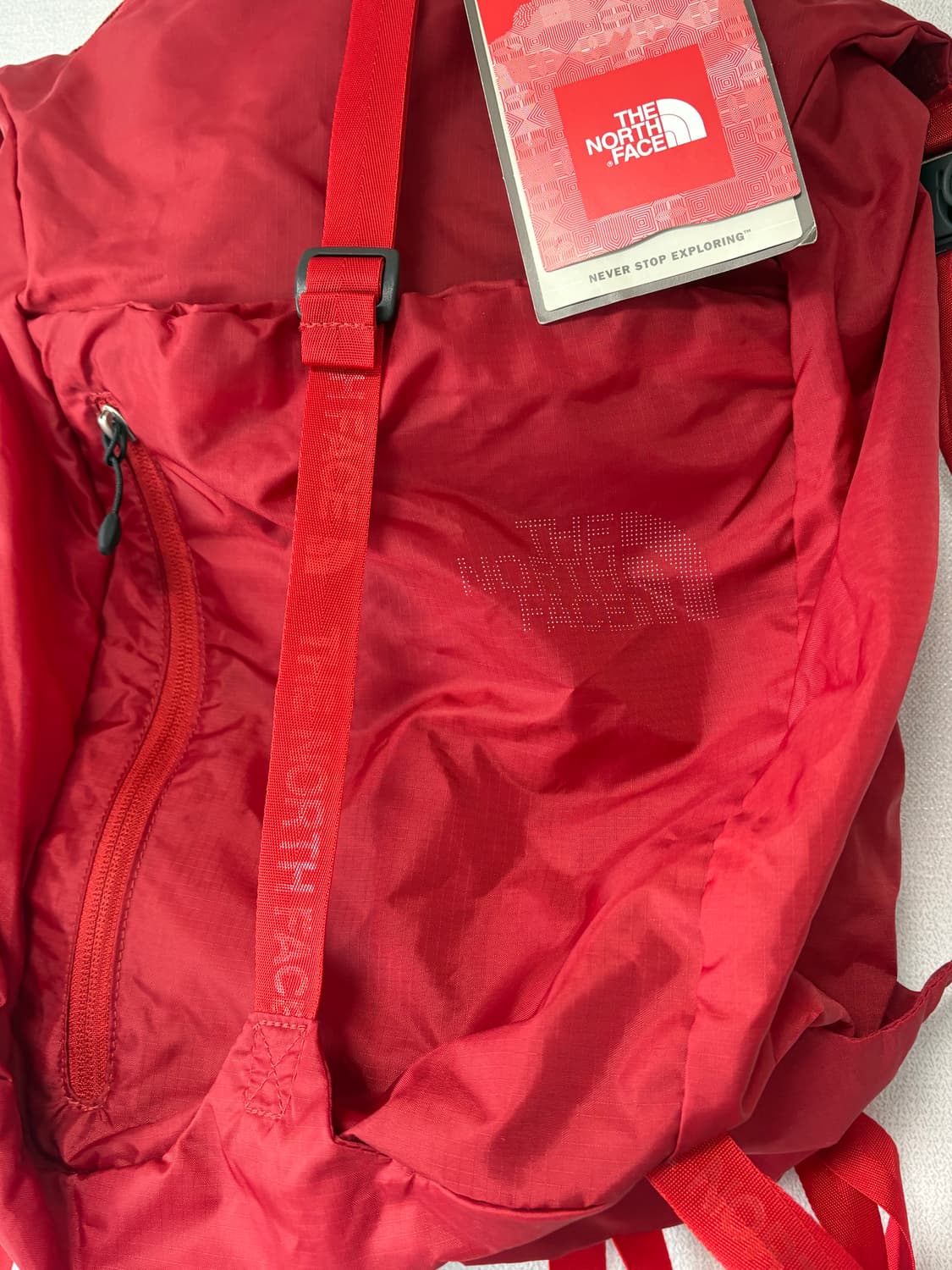 노스페이스 등산백팩 등산가방 백팩 노스페이스 경량백팩 레드백 상품이미지2