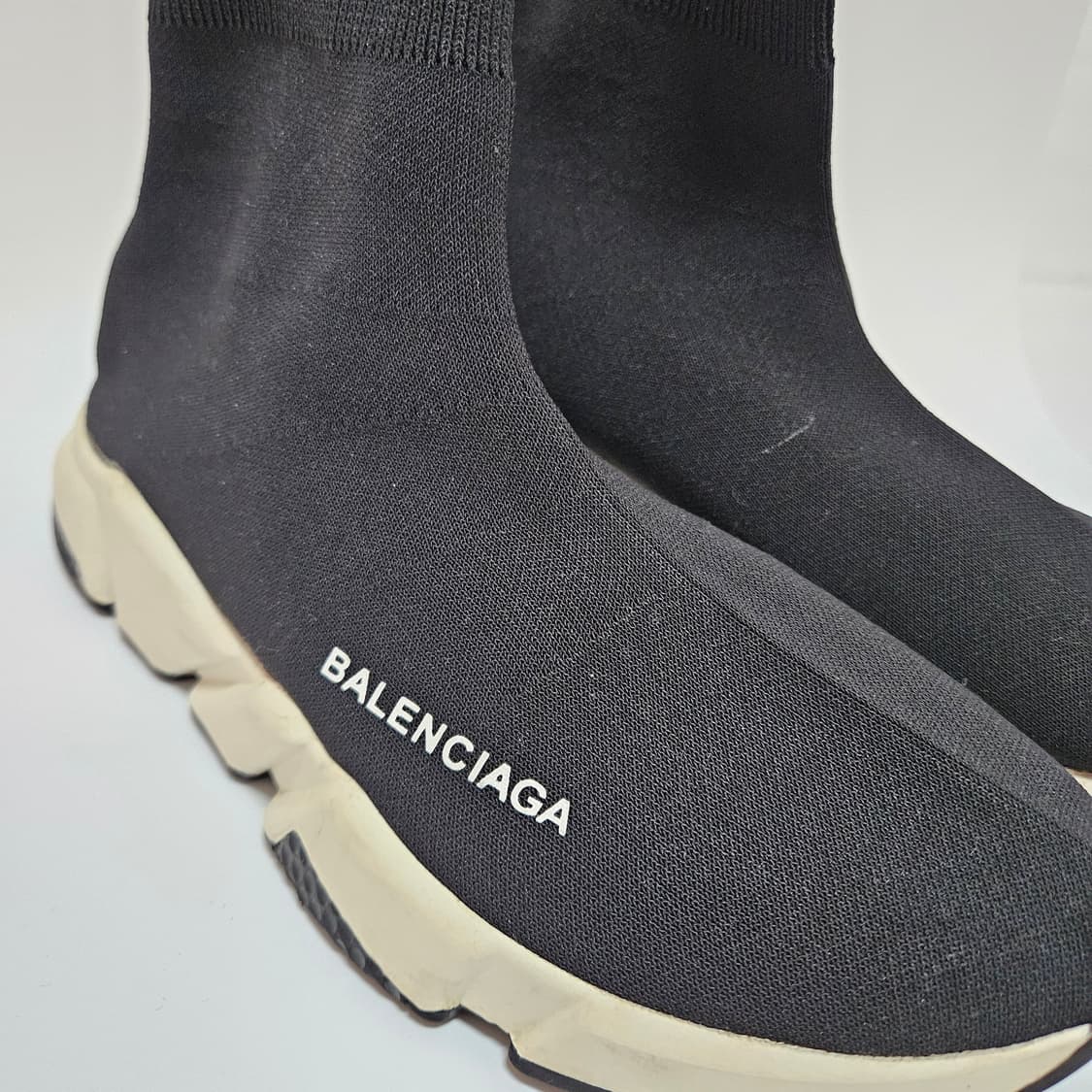 250 발렌시아가 스피드러너 상품이미지2