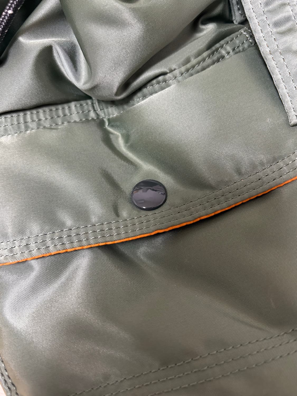 풀박 요시다포터 탱커 럭색 백팩 세이지그린 +뱃지 상품이미지4