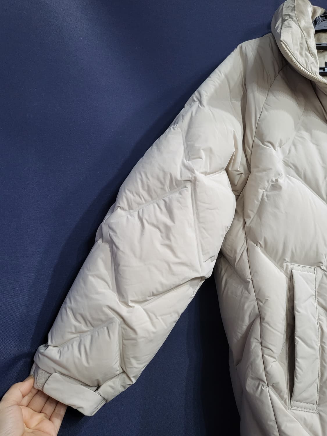 네파 튜브 구스다운 패딩 상품이미지3