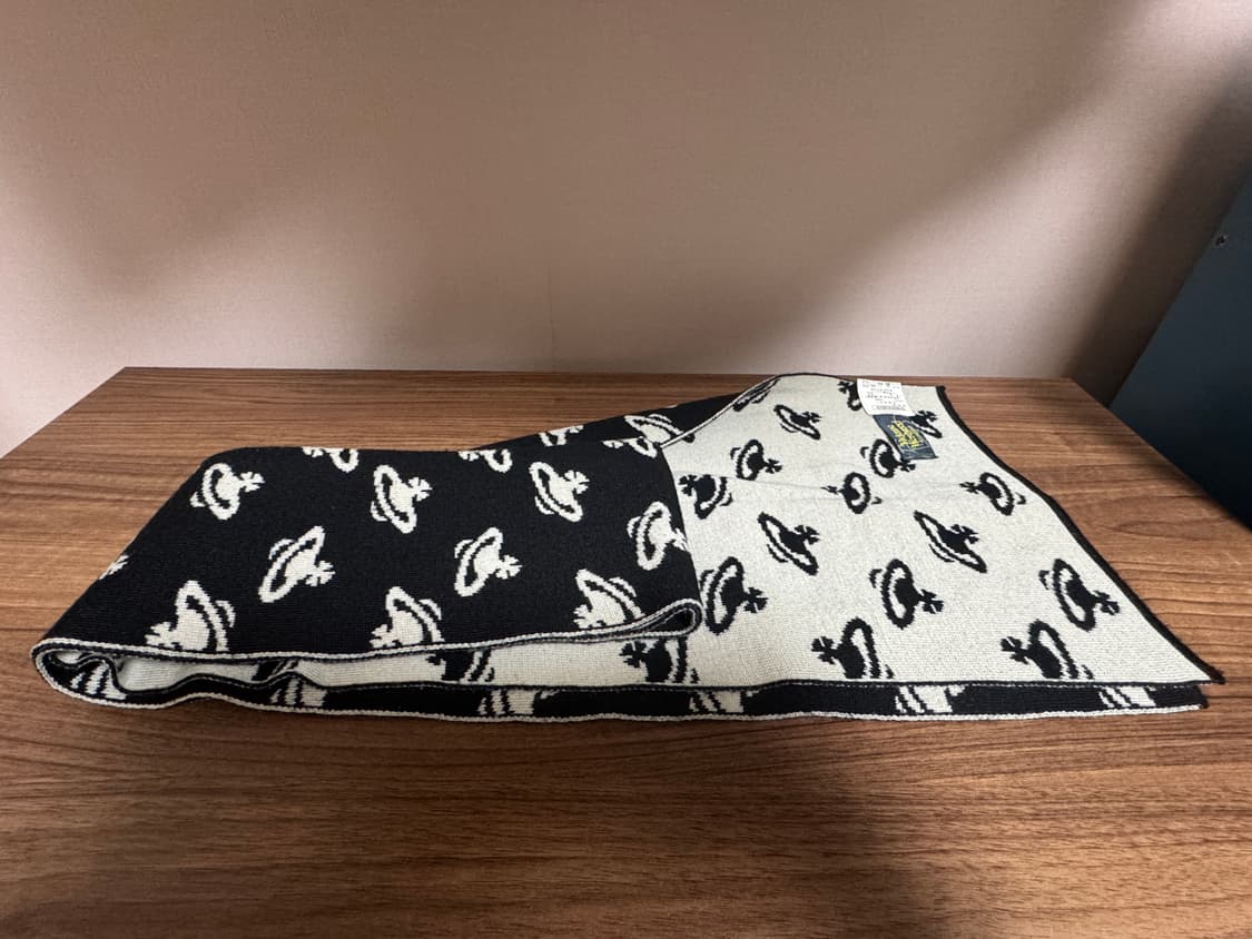 비비안웨스트우드 머플러 상품이미지4