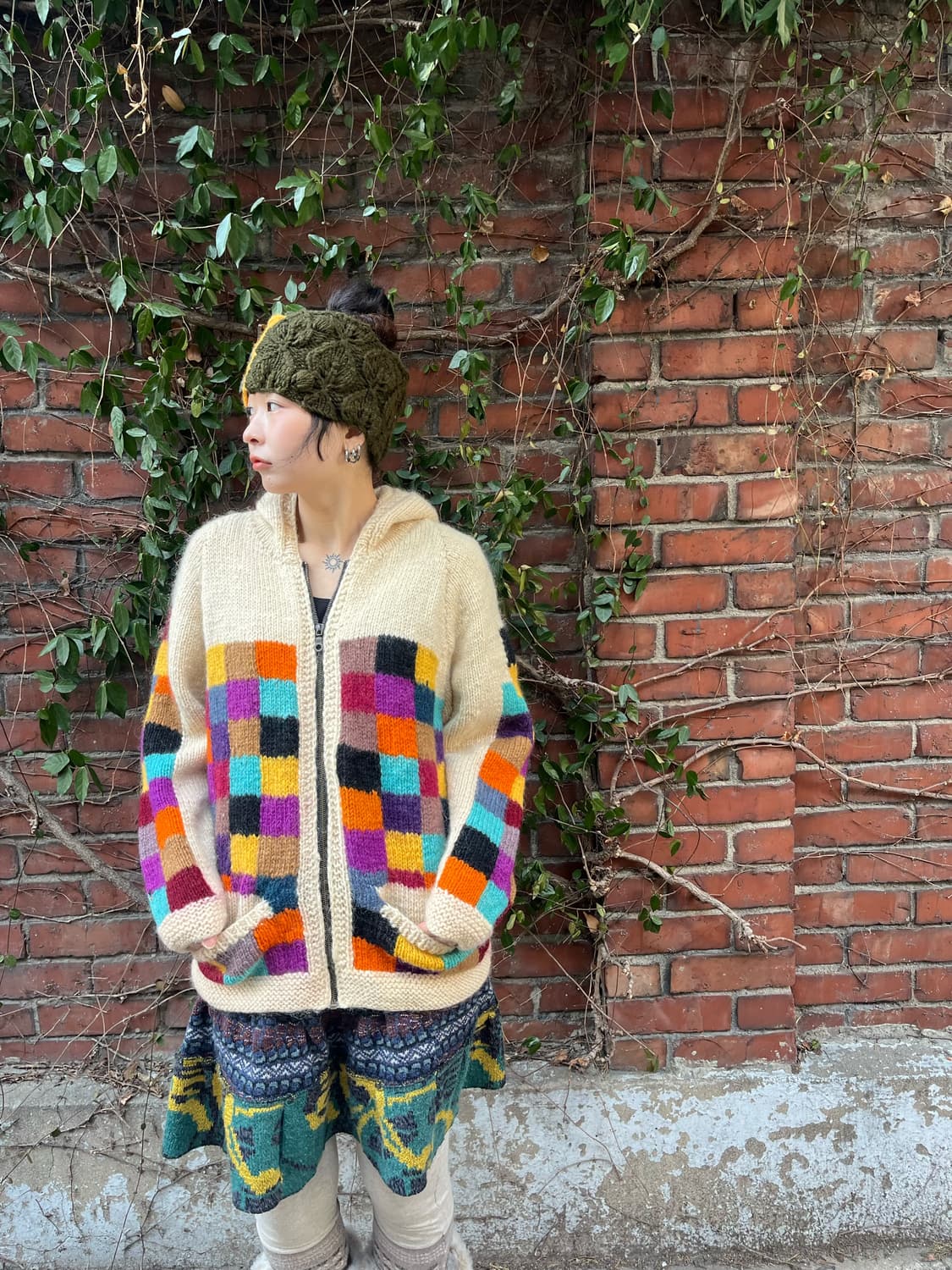 컬러풀 포인트 후드 울 니트 집업 상품이미지2