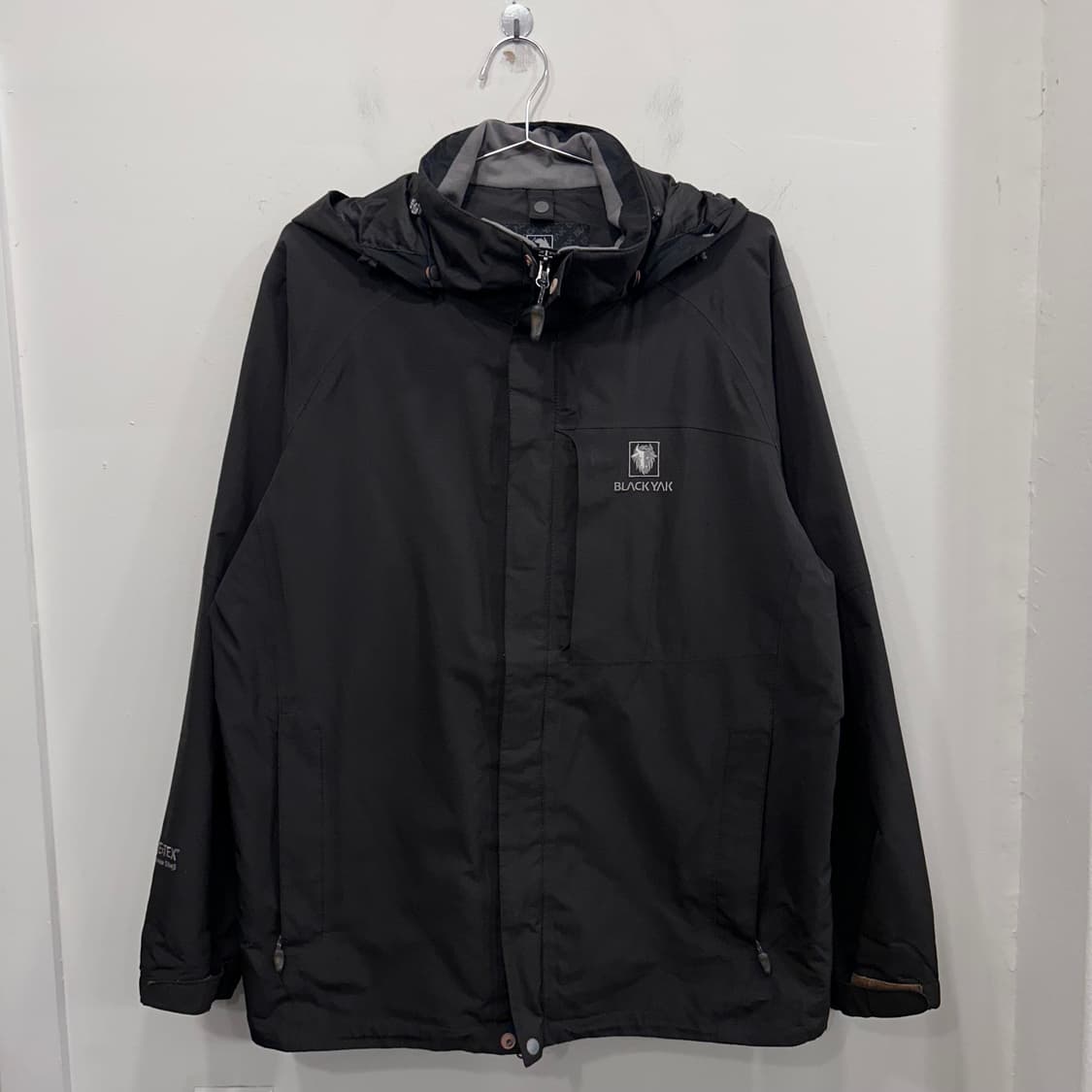 블랙야크 고어텍스 퍼포먼스쉘 후드 바람막이 상품이미지2