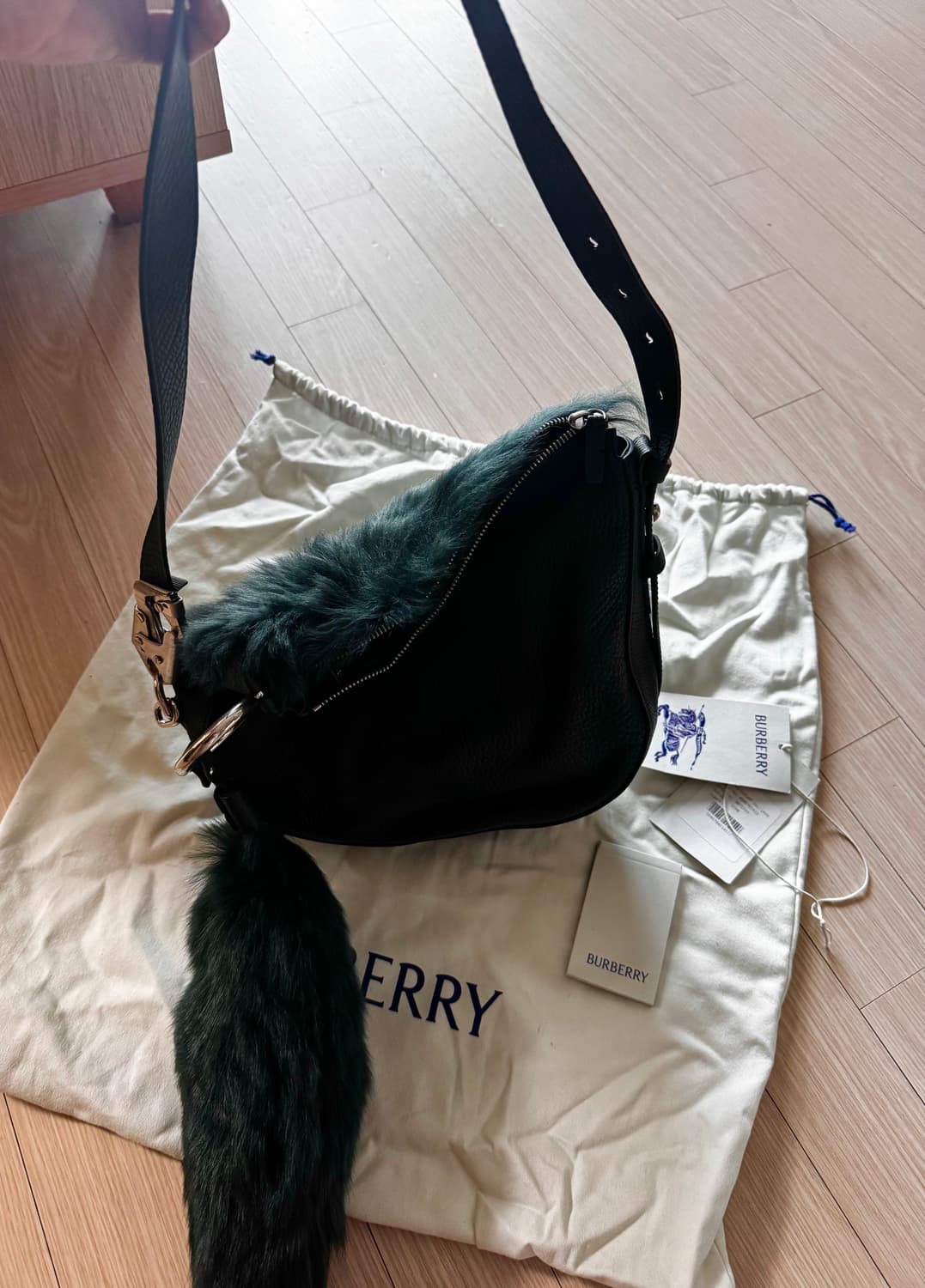 새상품 정품 버버리 정가480만원 나이트 백 가방 숄더백 핸드백 상품이미지7