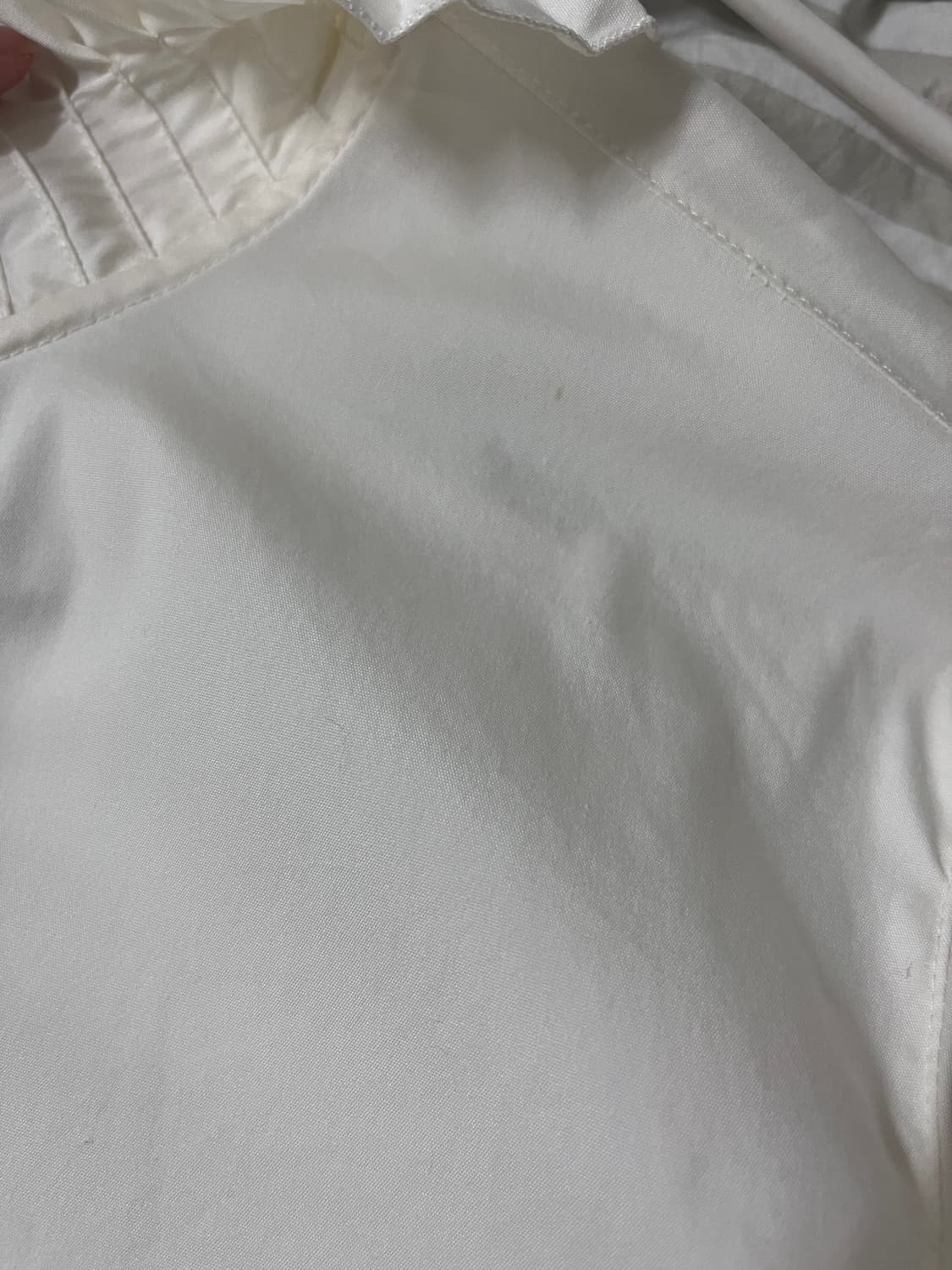 Armani Collezioni rose bud pleats shirts 상품이미지7