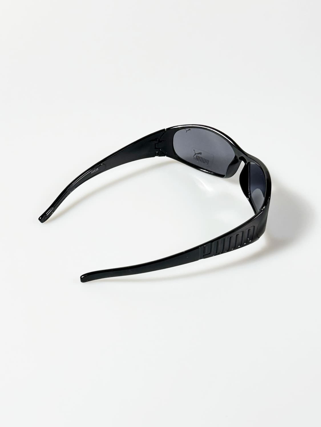 90s PUMA 블랙 랩어라운드 스포티 빈티지 선글라스 상품이미지4