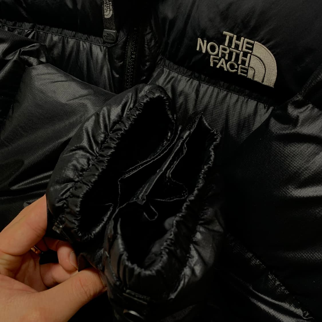 노스페이스 눕시 블랙 패딩 상품이미지3
