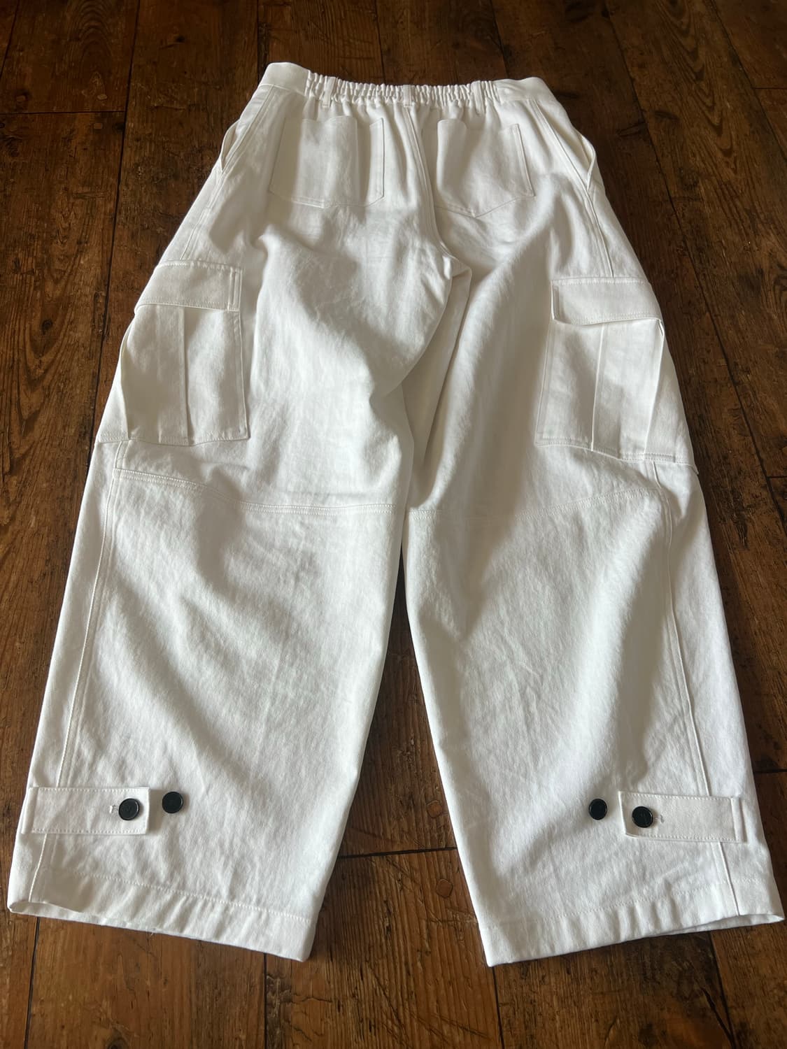 시즈 로템버 [데일리룸 X 로템버] 벌룬 레그 밀 와이드 카고팬츠 화이트 상품이미지2