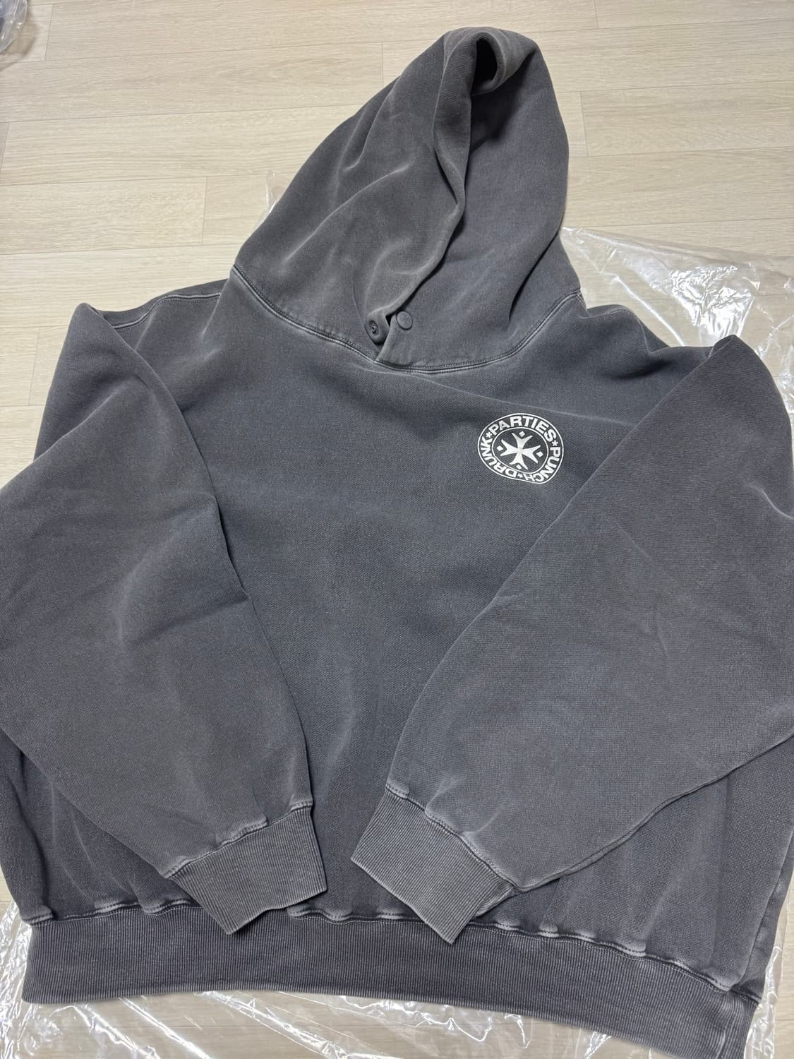 [3] 펀치드렁크파티즈 후드티 차콜 그레이 상품이미지1