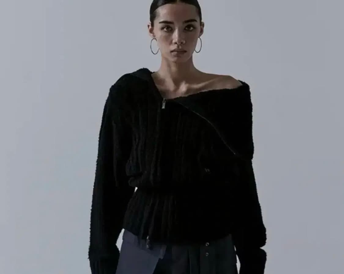 트리밍버드 투웨이언발란스 오프숄더 집업 블랙 상품이미지1