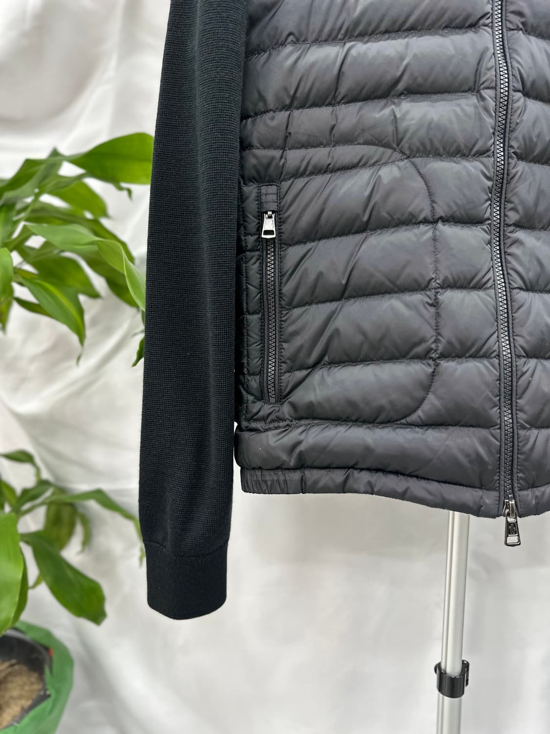 몽클레어 김현우 니트패딩 L 상품이미지4