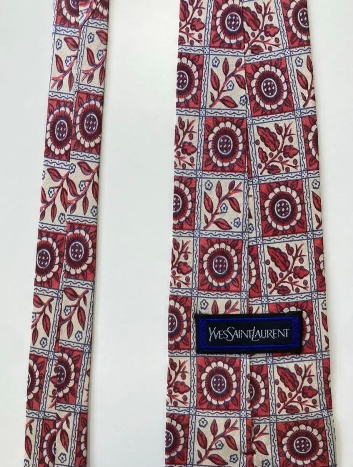 입생로랑 넥타이 상품이미지4