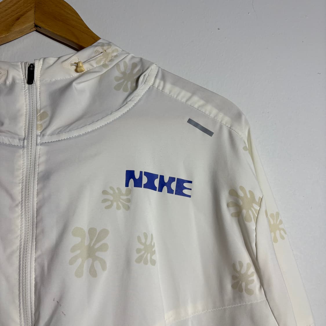 나이키 플라워 패턴 바람막이 자켓 (무료배송) 상품이미지3